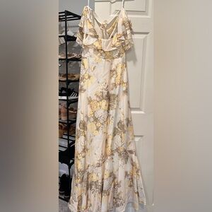 Elegant Floral Maxi Dress in Beige and Yellow
